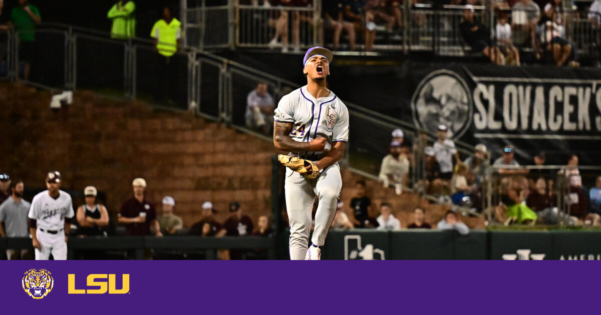 Tigers Split Doubleheader Against Texas A&M; Win Game Two, 2-1