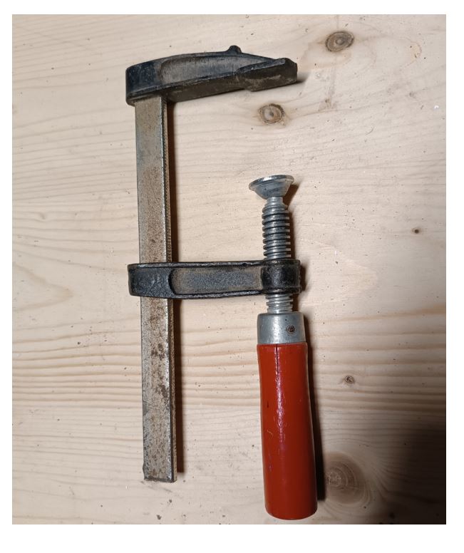 Serre-joint classique