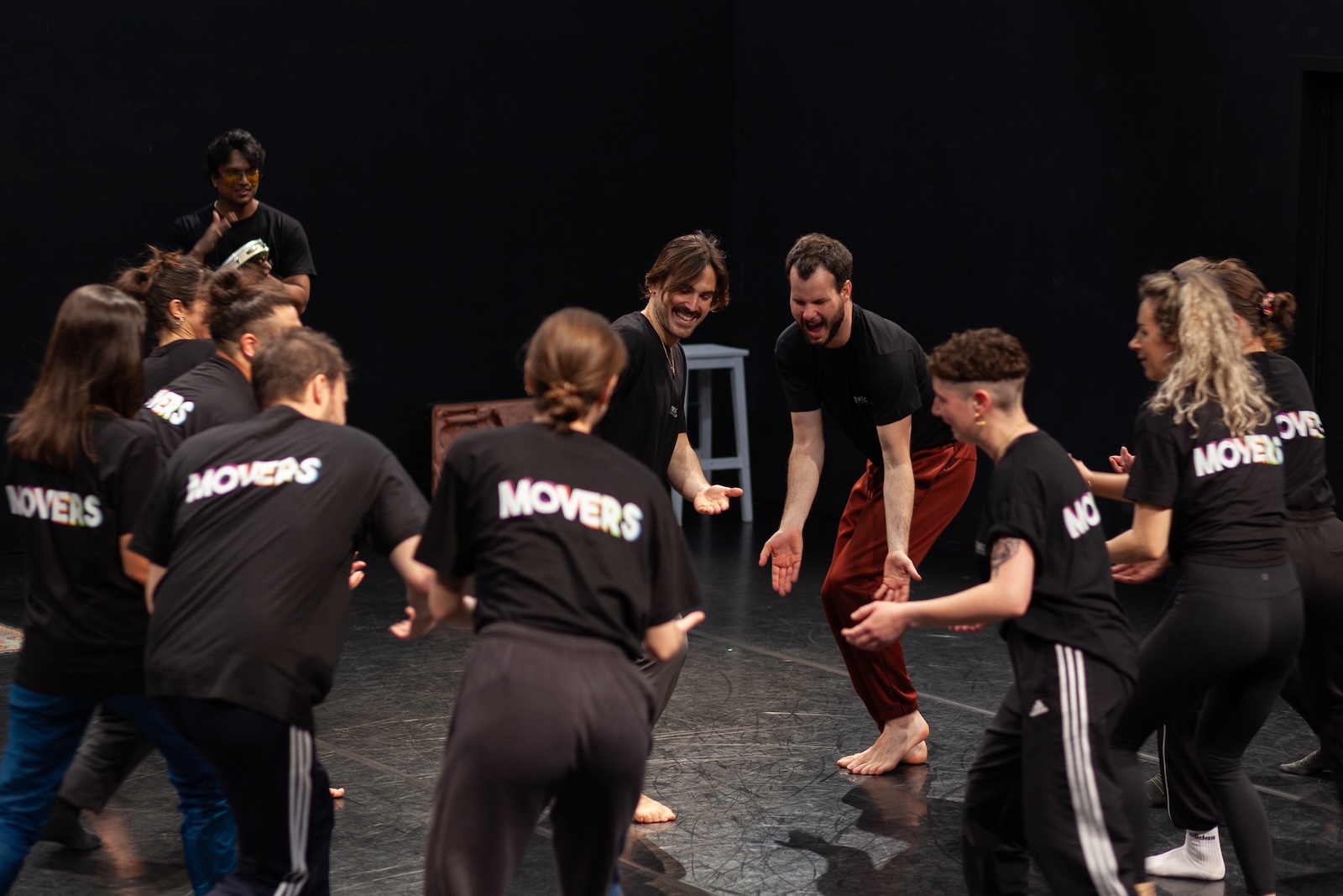 YOUNG MOVERS /// Ateliers de danse hebdomadaires