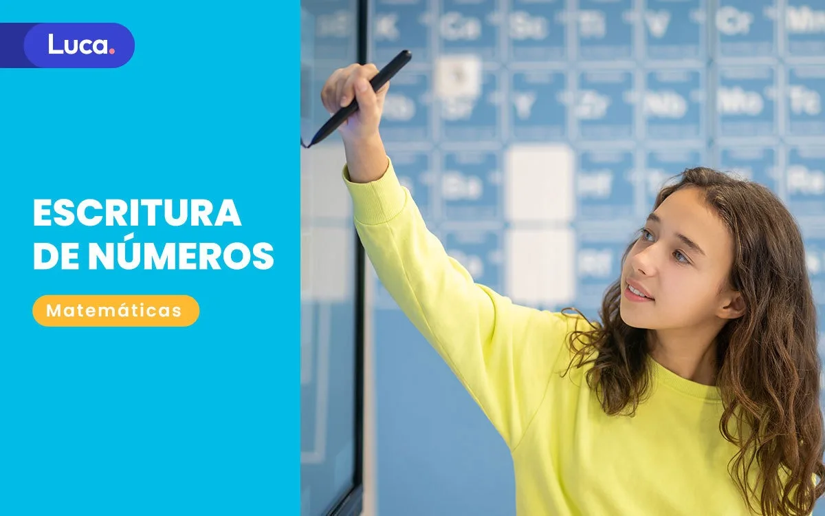 Niño practicando la escritura de números
