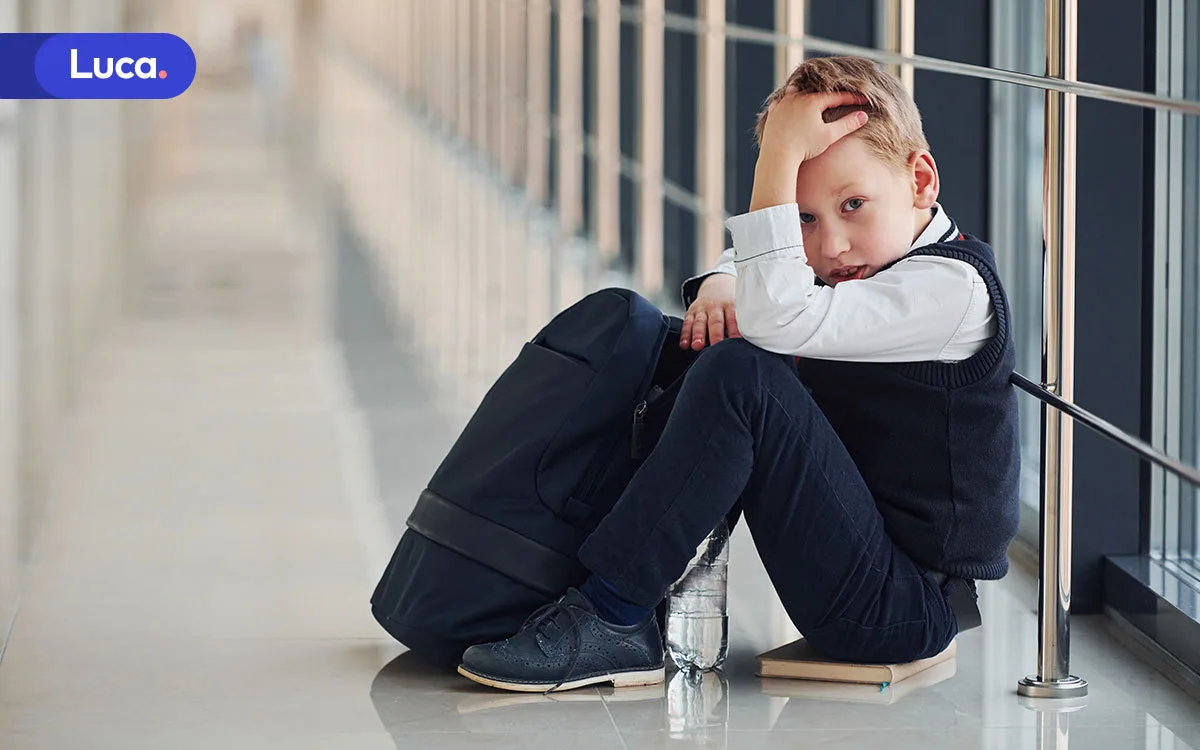 Estudiantes vulnerables enfrentando obstáculos en su aprendizaje