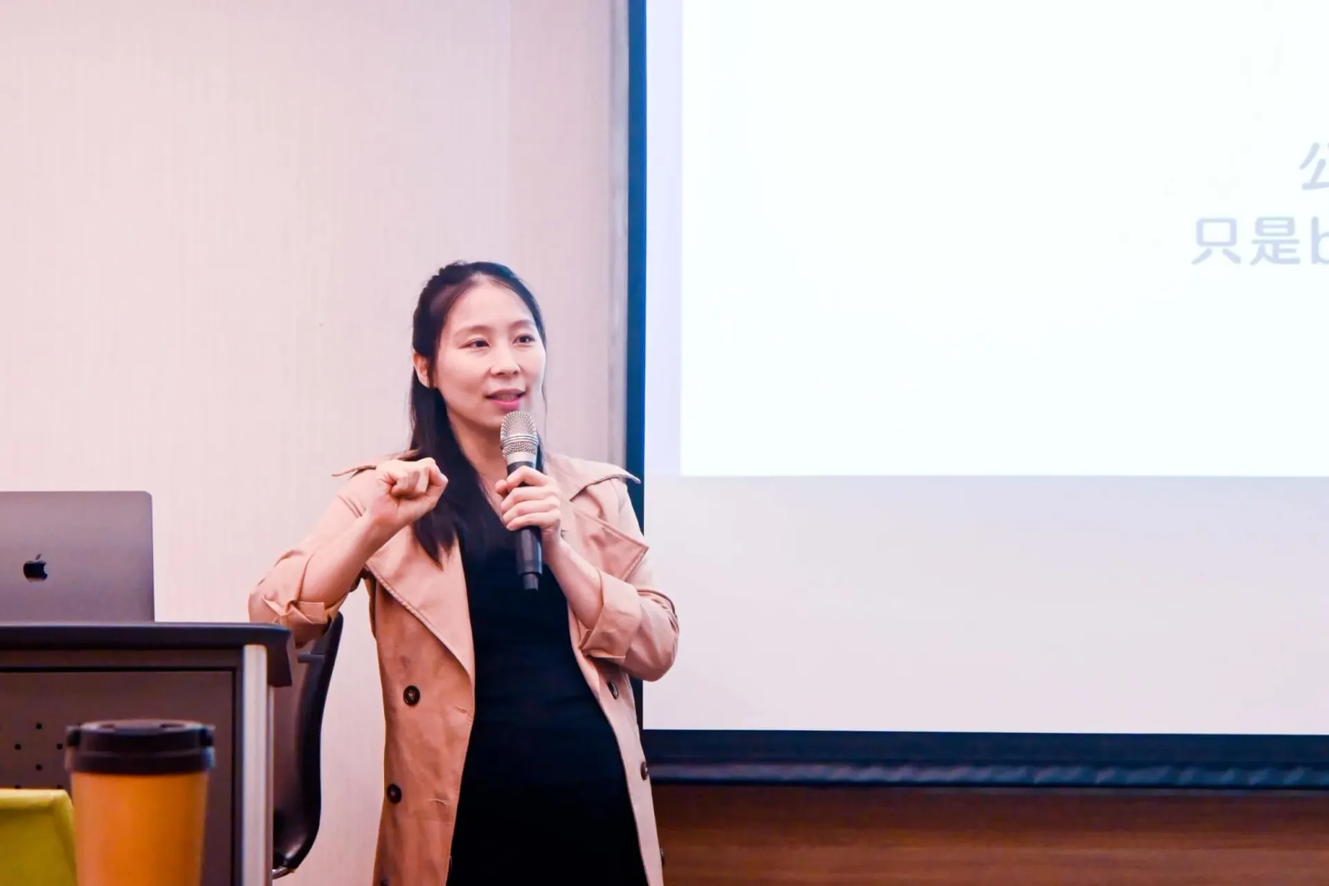 Lucidbook-Corporate-Mind-Training-Course_HR-meetup-highlights-scaled.jpg.webp