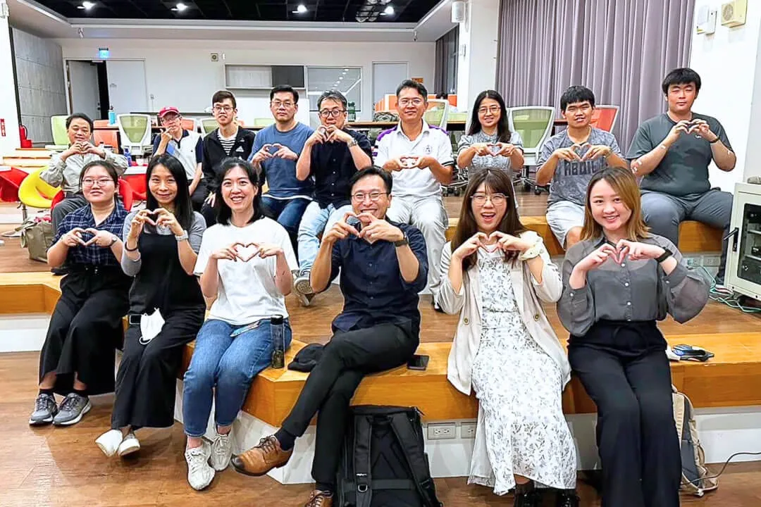 Lucidbook-cooperates-with-Associate-Professor-of-AIMS-Fellows-and-Principal-Investigator-PIYuan-Chi-Tsengan-National-Tsing-Hua-University.jpg