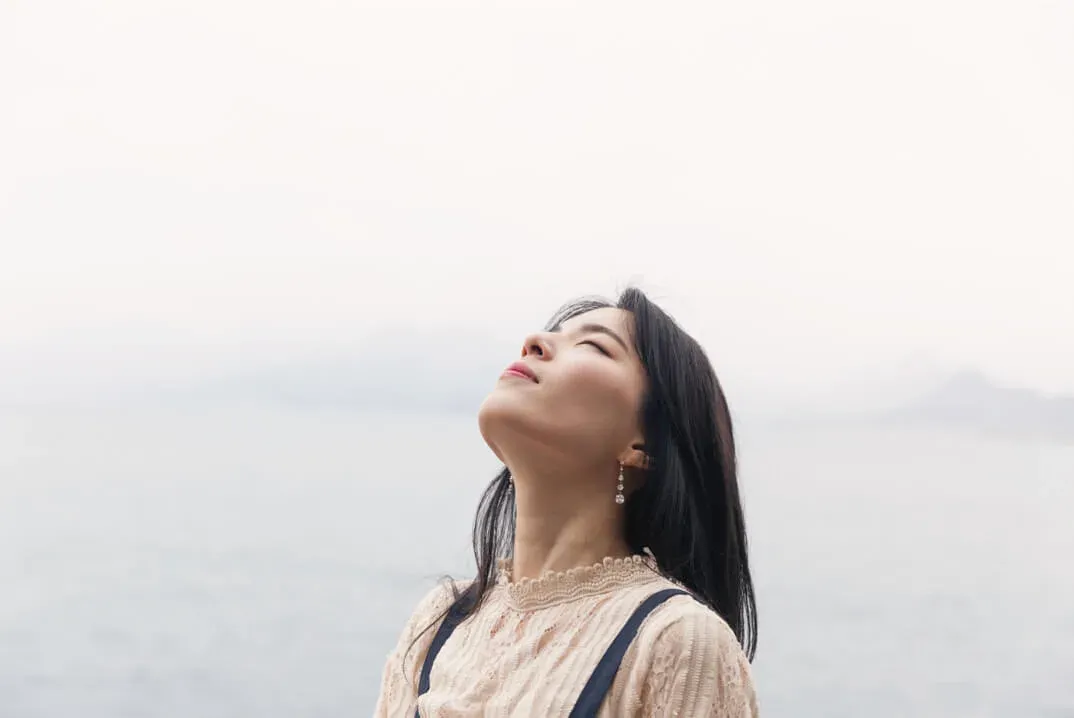 Belly-breathing-is-recommended-to-reduce-and-take-control-of-anxiety-Lucidbook-300k.jpg.webp