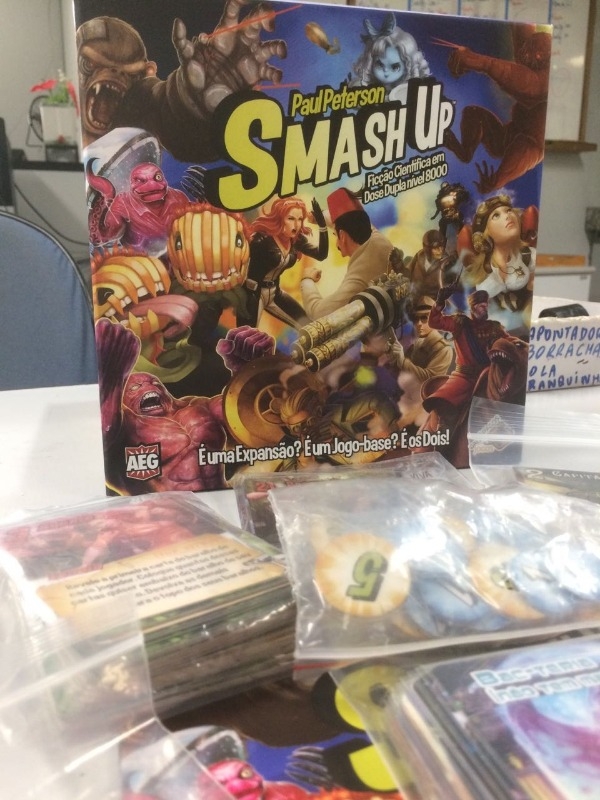 Smash Up – Ficção Científica em Dose Dupla nível 8000