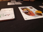 FacilShopping - Em Coup, você quer ser o último jogador com influência no  jogo, sendo às duas cartas viradas para baixo à sua frente. Cada jogador  começa com duas moedas e duas