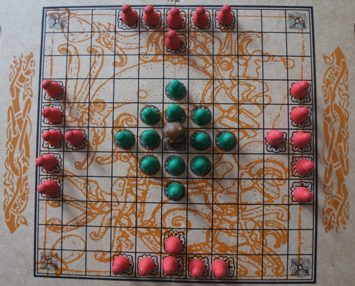 Hnefatafl: O jogo de tabuleiro dos Vikings que foi esquecido devido ao  xadrez