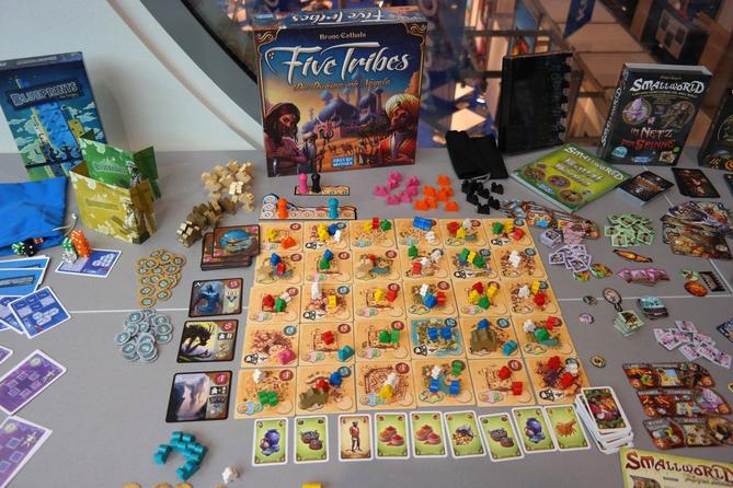 E aí, tem jogo? - A sua página sobre jogos de tabuleiro moderno.: Five  Tribes