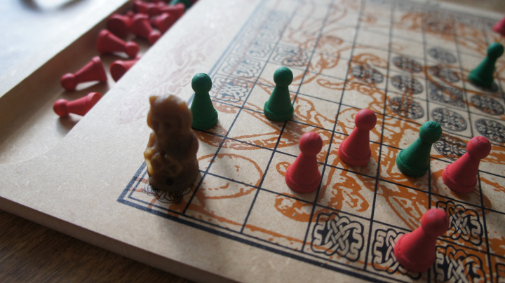 Ludopedia, Fórum, O Cerco ao Rei - HNEFATAFL