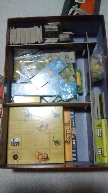 https://storage.googleapis.com/ludopedia-posts/beea3_4k8egv.jpeg