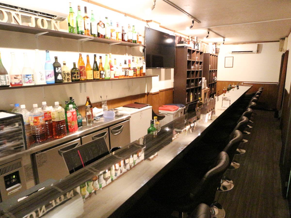 ロンジョン【Girl's Bar RON JON】(三軒茶屋・二子玉川)の店内写真
