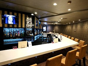 Girls Bar REVIEW