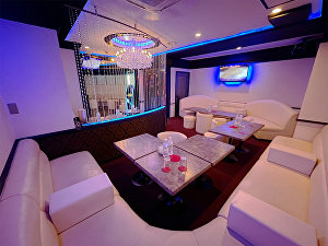 Girl`s Lounge PLATINUM