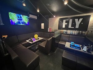 CLUB FLY