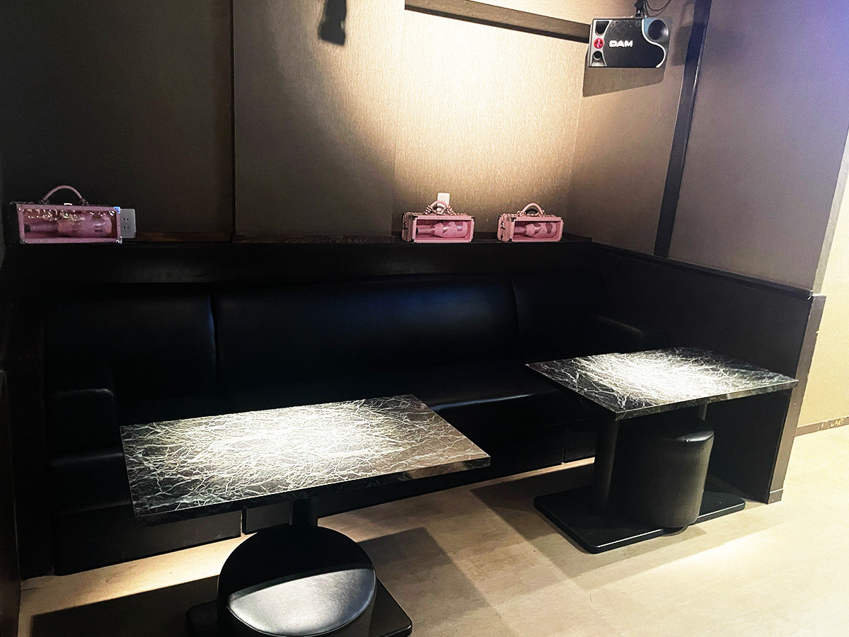 サラ【【Girls Bar × Lounge】SARA】(歌舞伎町)の店内写真