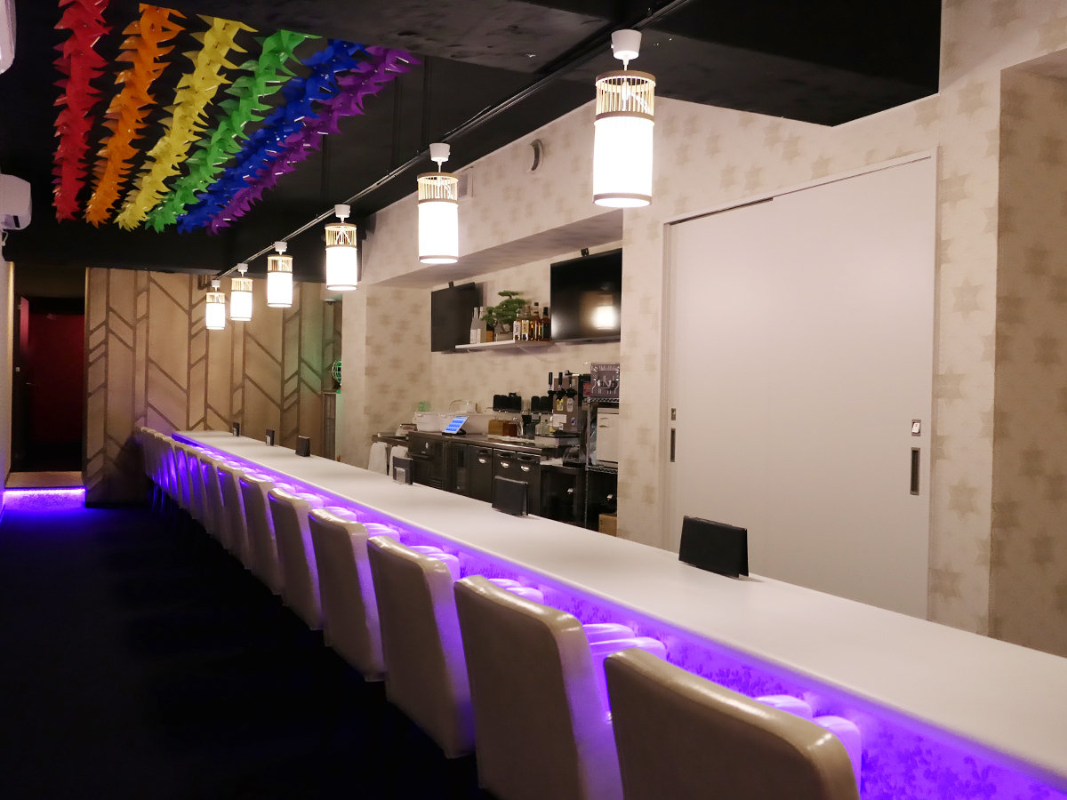 ガールズバー カエラ【Girls Bar Kaera】(相模原)の店内写真