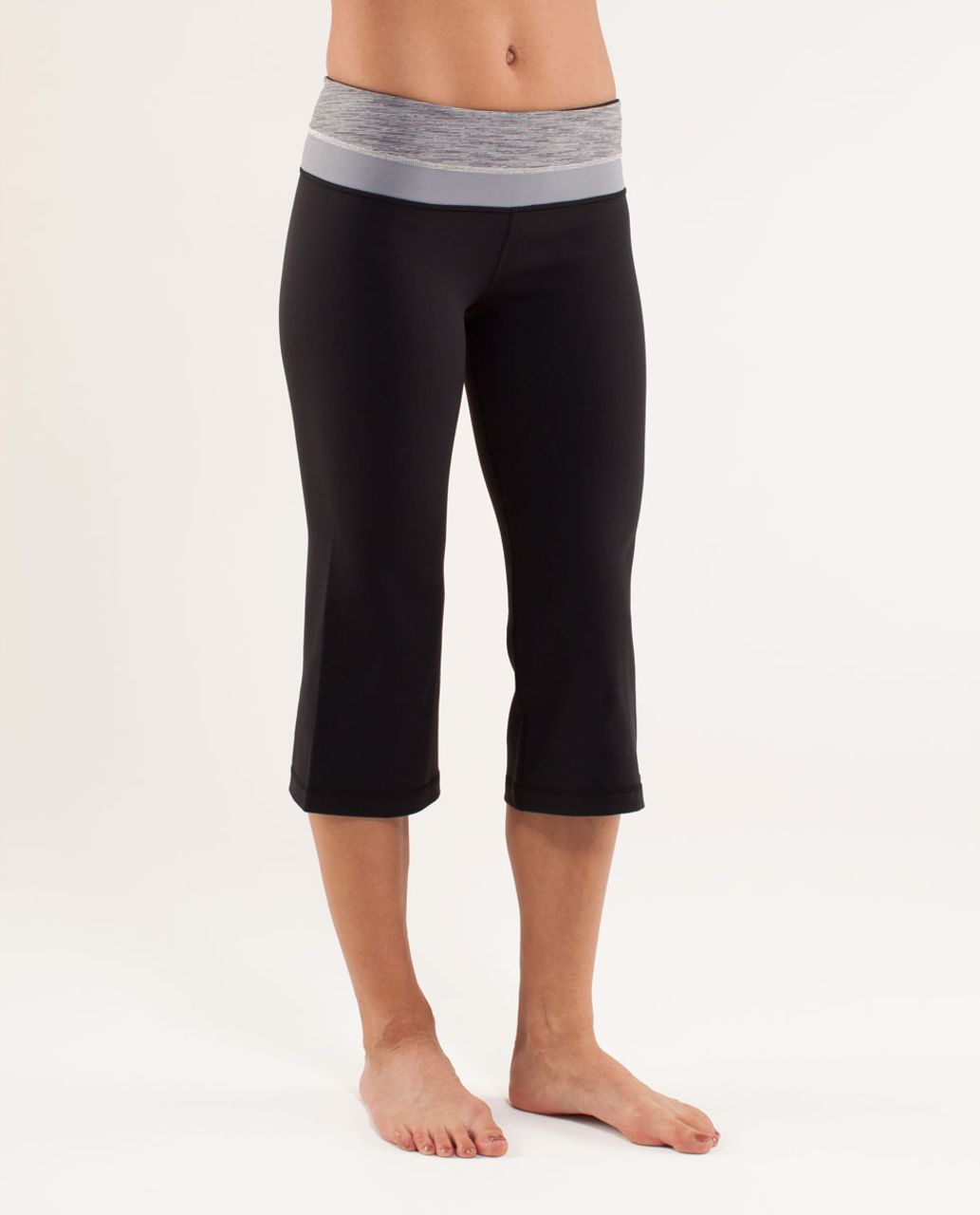 Lululemon Groove Crop - Black / Wee Are From Space Coal Fossil / Fossil ...