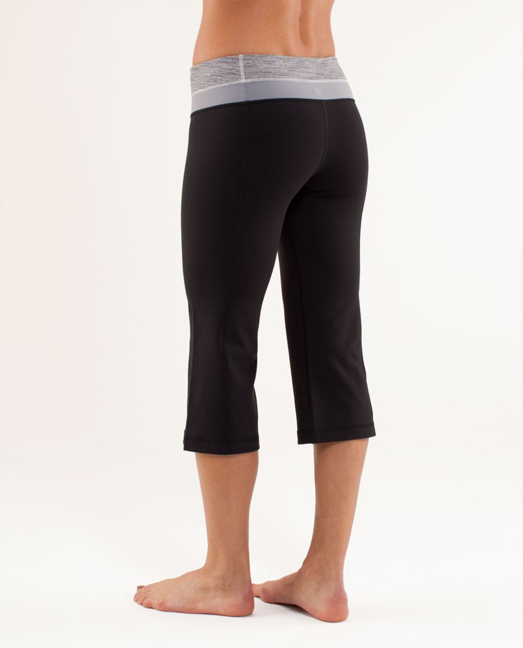 Lululemon Groove Crop - Black /  Wee Are From Space Coal Fossil /  Fossil