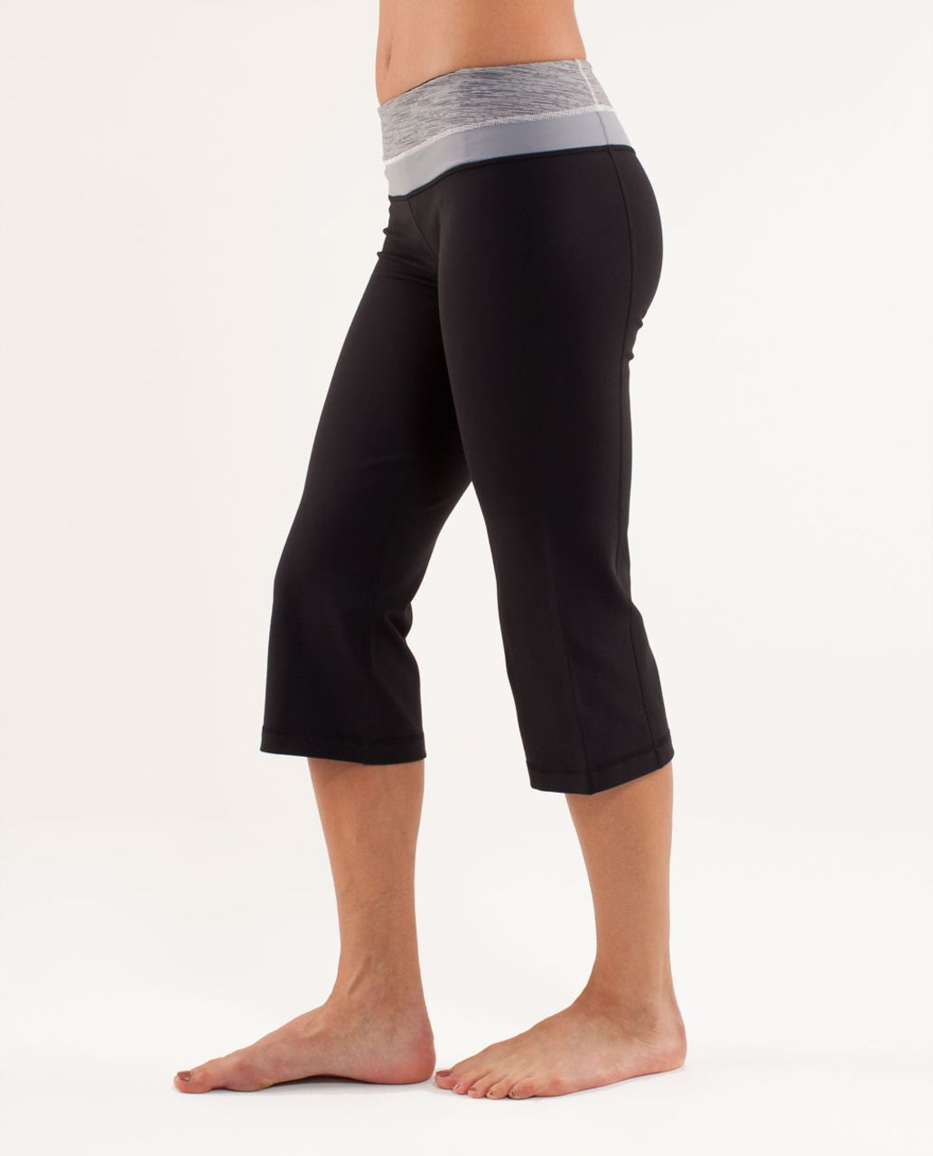 Lululemon Groove Crop - Black / Wee Are From Space Coal Fossil / Fossil ...