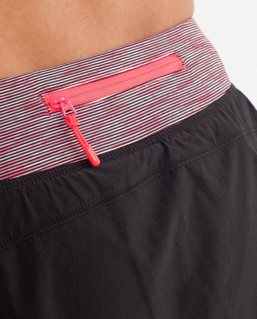 Lululemon Run A Marathon Skirt - Deep Coal /  Wee Are From Space Deep Coal April Multi