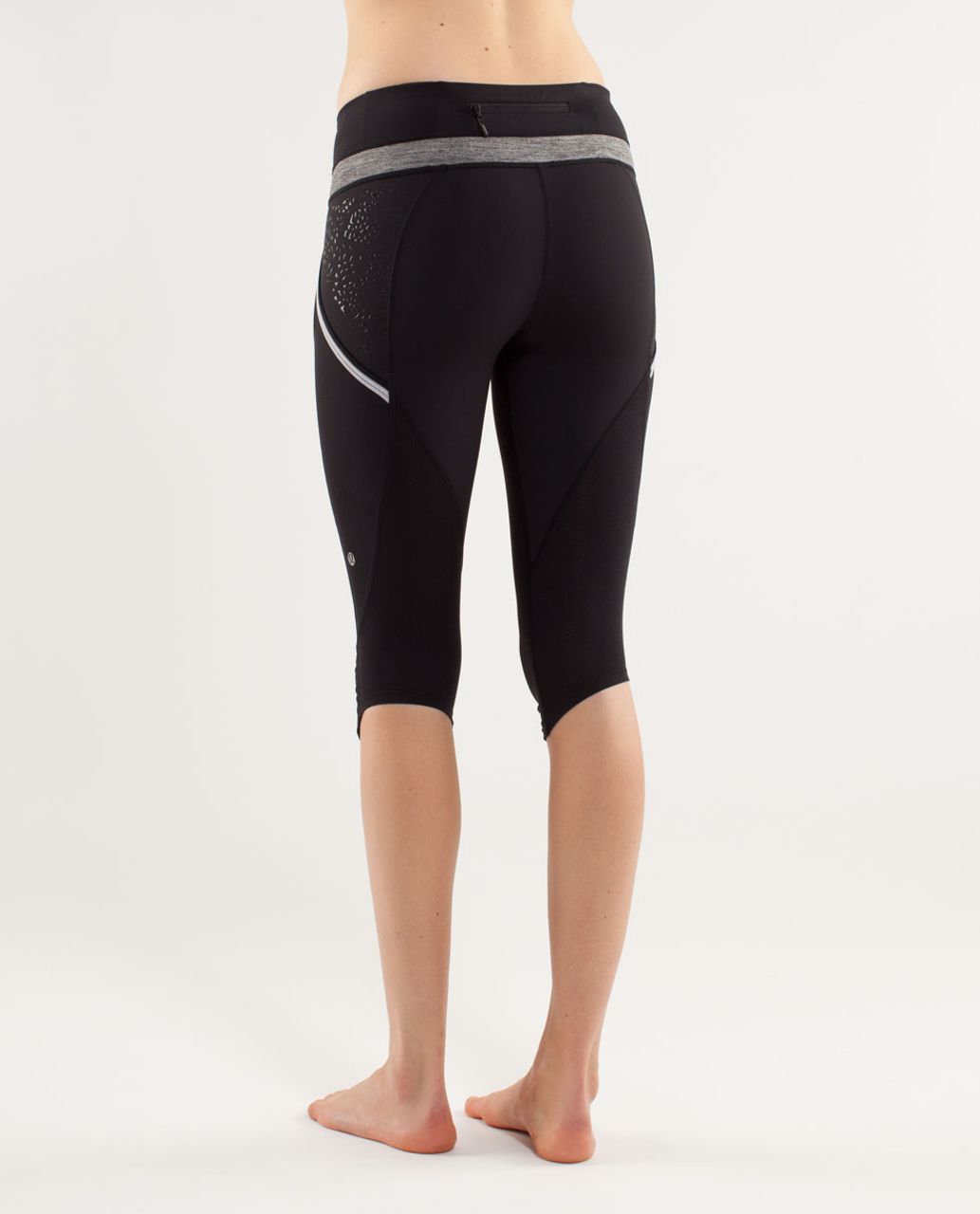 Lululemon Run A Marathon Crop - Black 