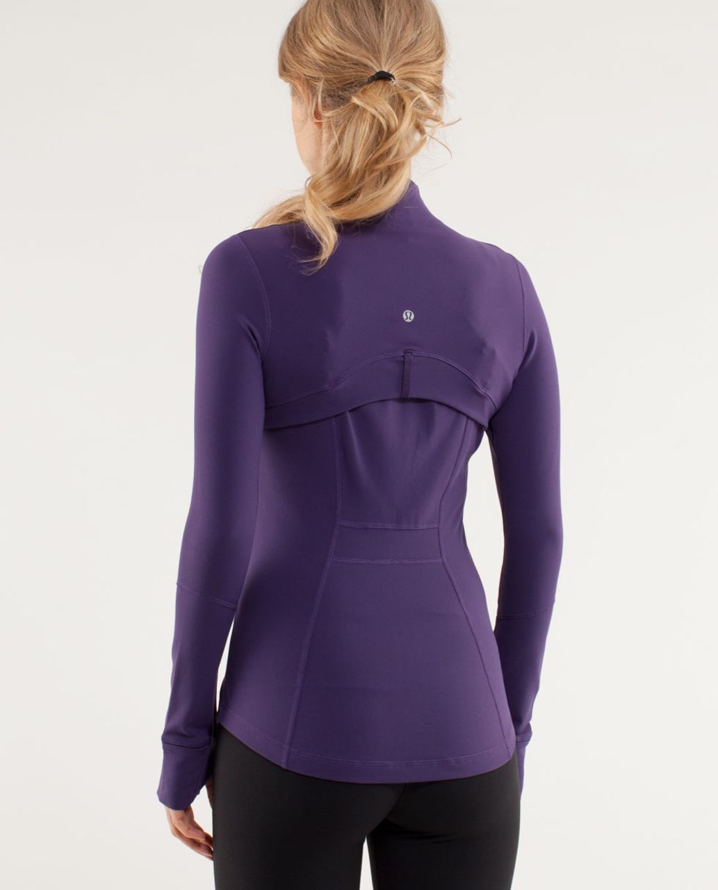 Lululemon Women's Define Jacket Exhale size 6 red grape