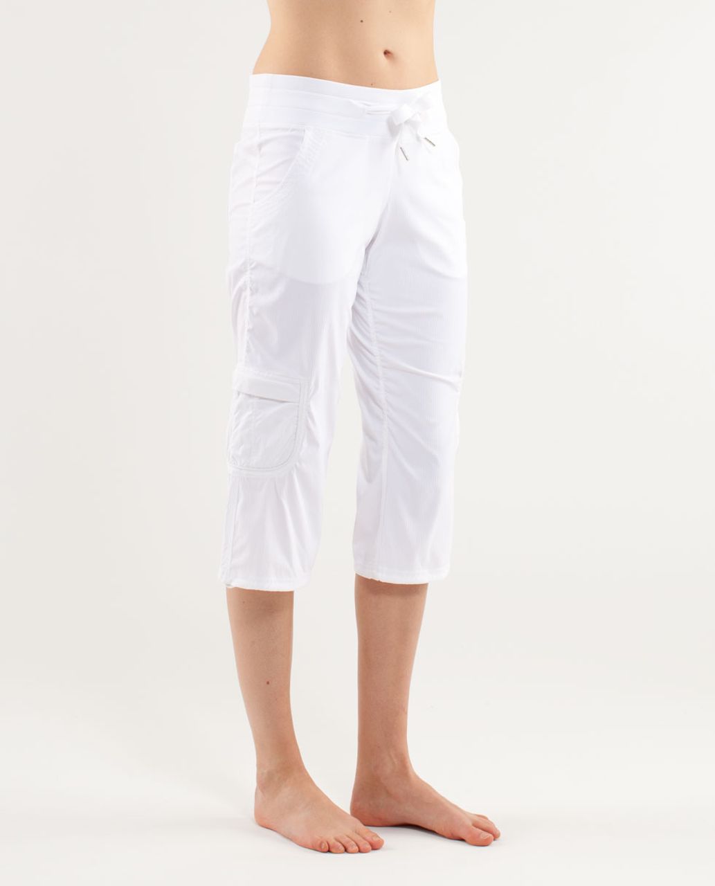 Lululemon Yoga Camp Crop - White