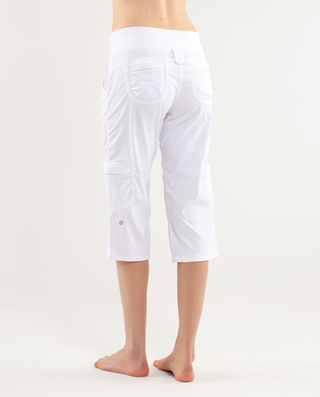 Lululemon Yoga Camp Crop - White