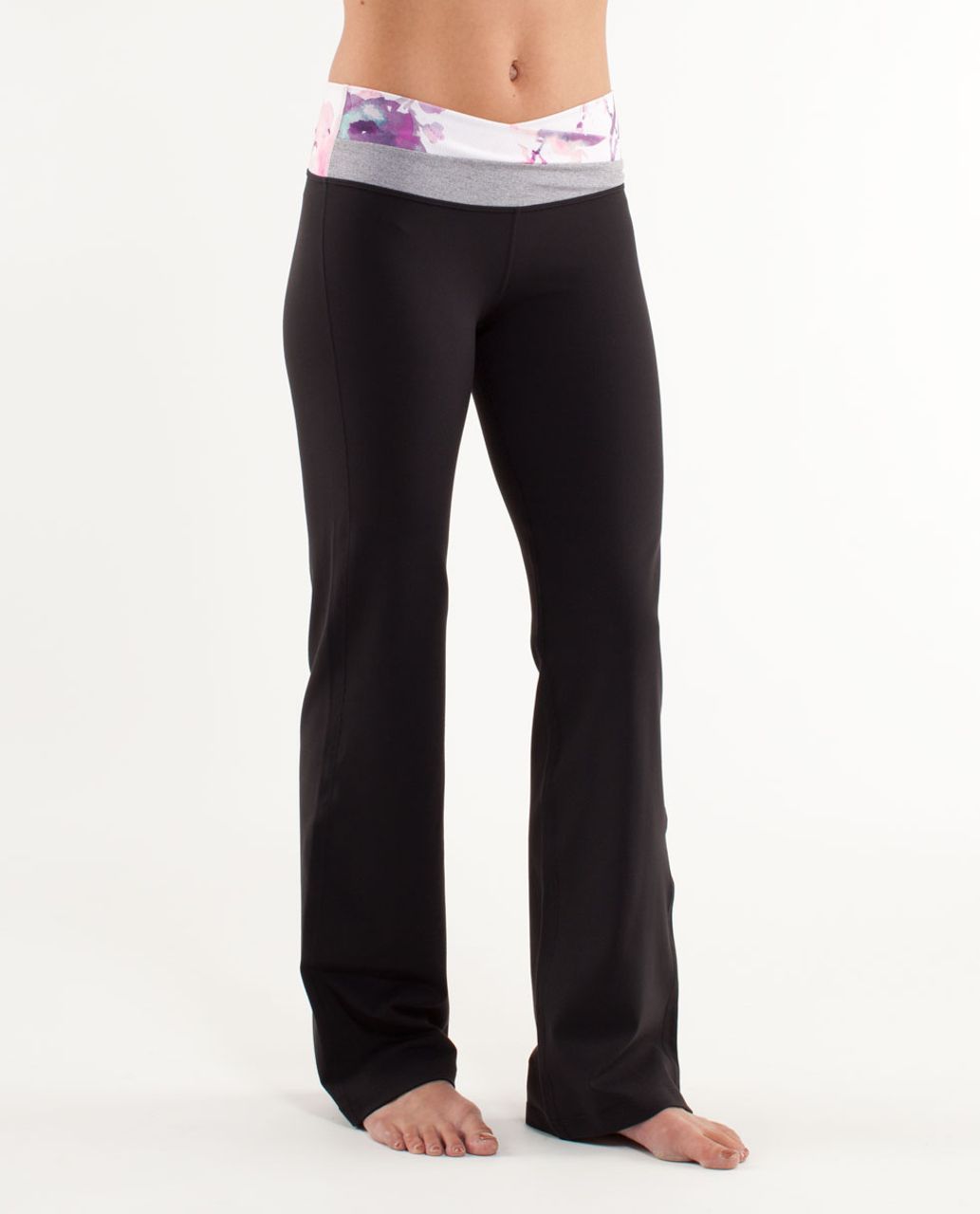 Lululemon Astro Pant (Regular) - Black / Blurred Blossoms Multi Colour