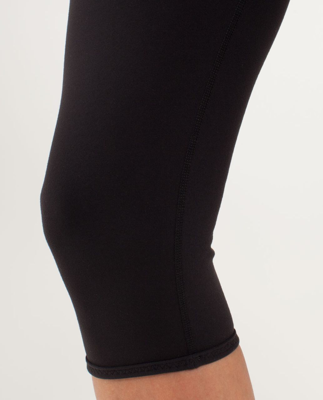 Lululemon Dhanurasana Crop - Black