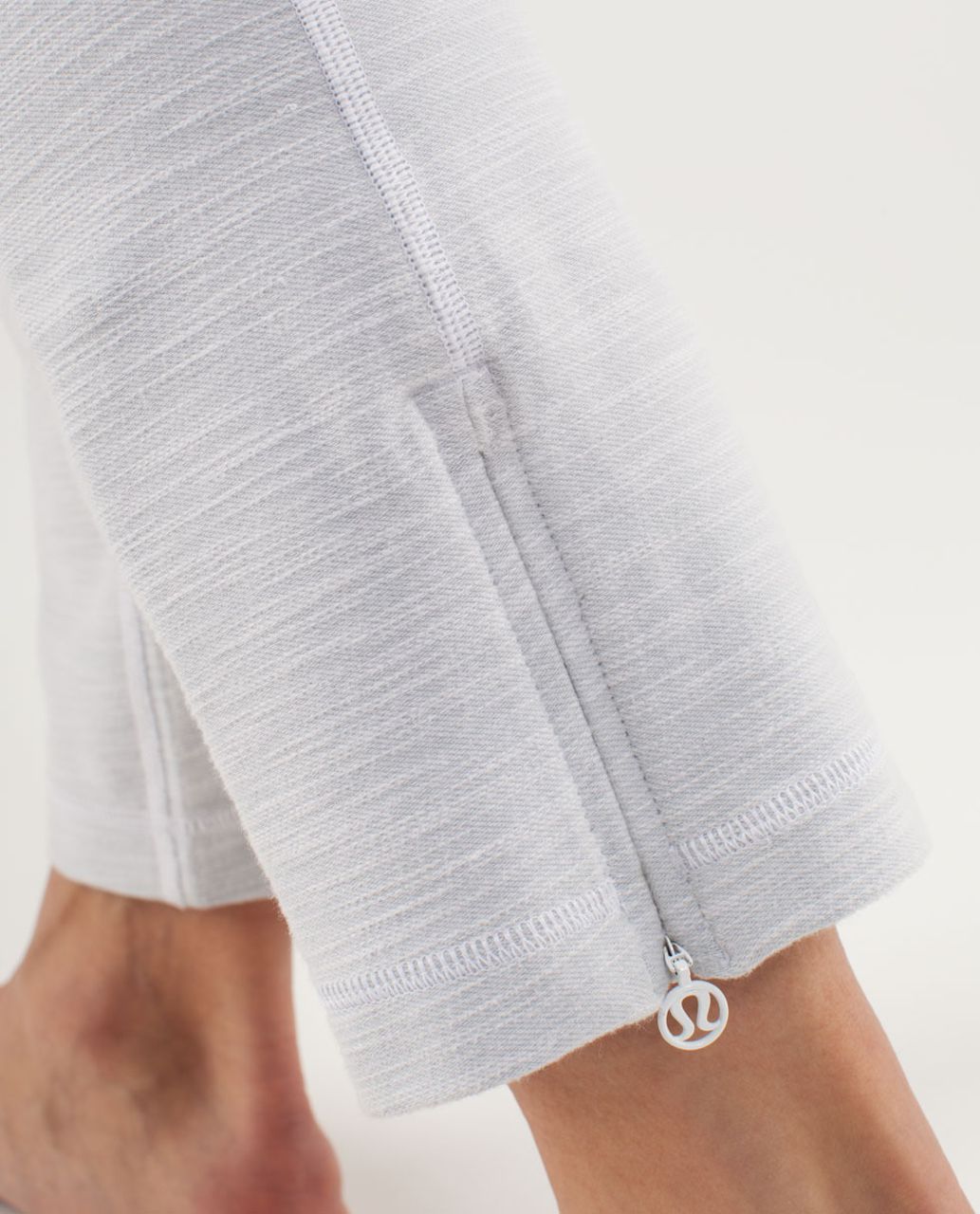 Lululemon Poise Pant *Denim - White /  Silver