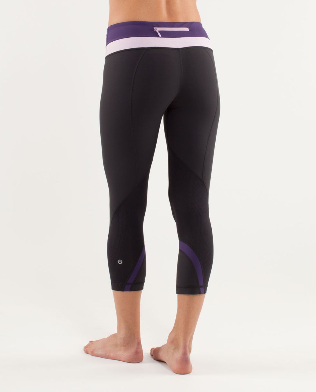 Lululemon Run Inspire Crop II Leggings Luxtreme Heathered Deep Coal Quilt  size 4