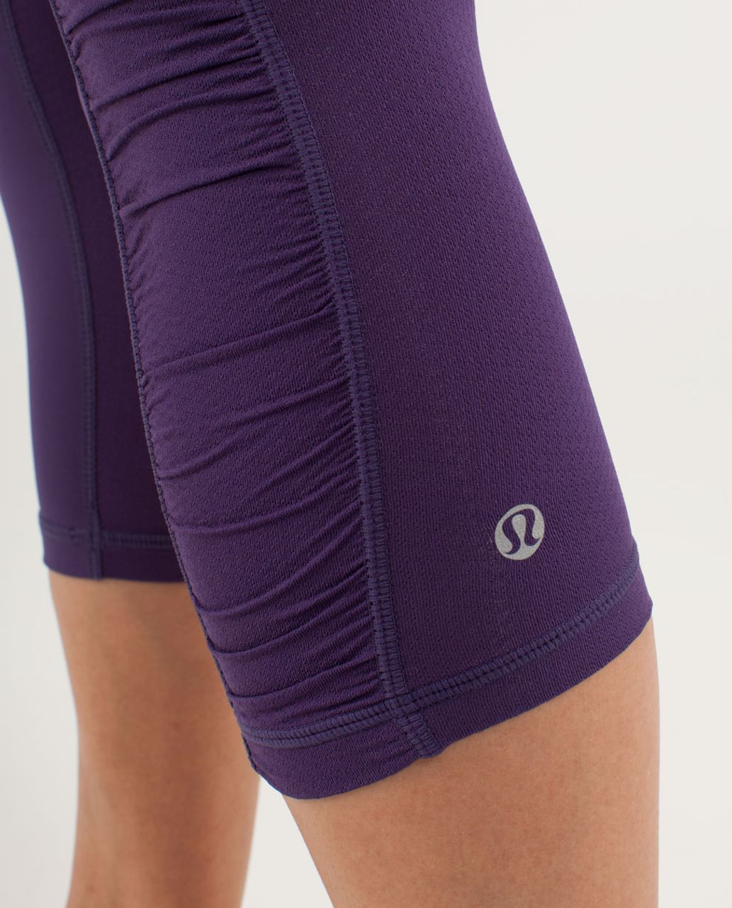 Lululemon Run:  In The Sun Crop - Concord Grape /  Rose Quartz