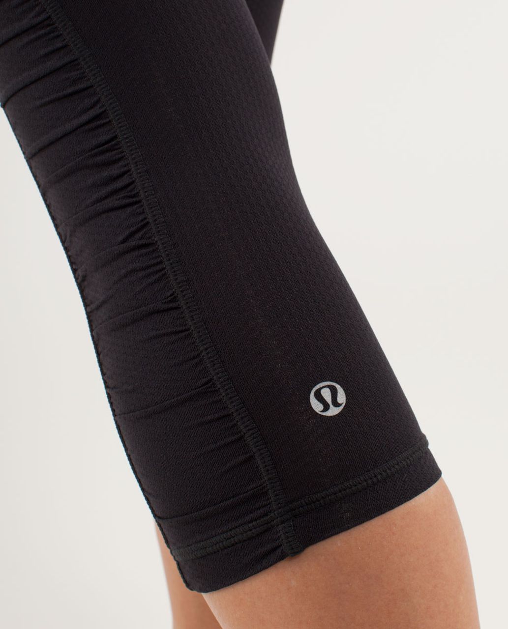 Lululemon Run:  In The Sun Crop - Deep Coal /  Wee Are From Space Black Combo