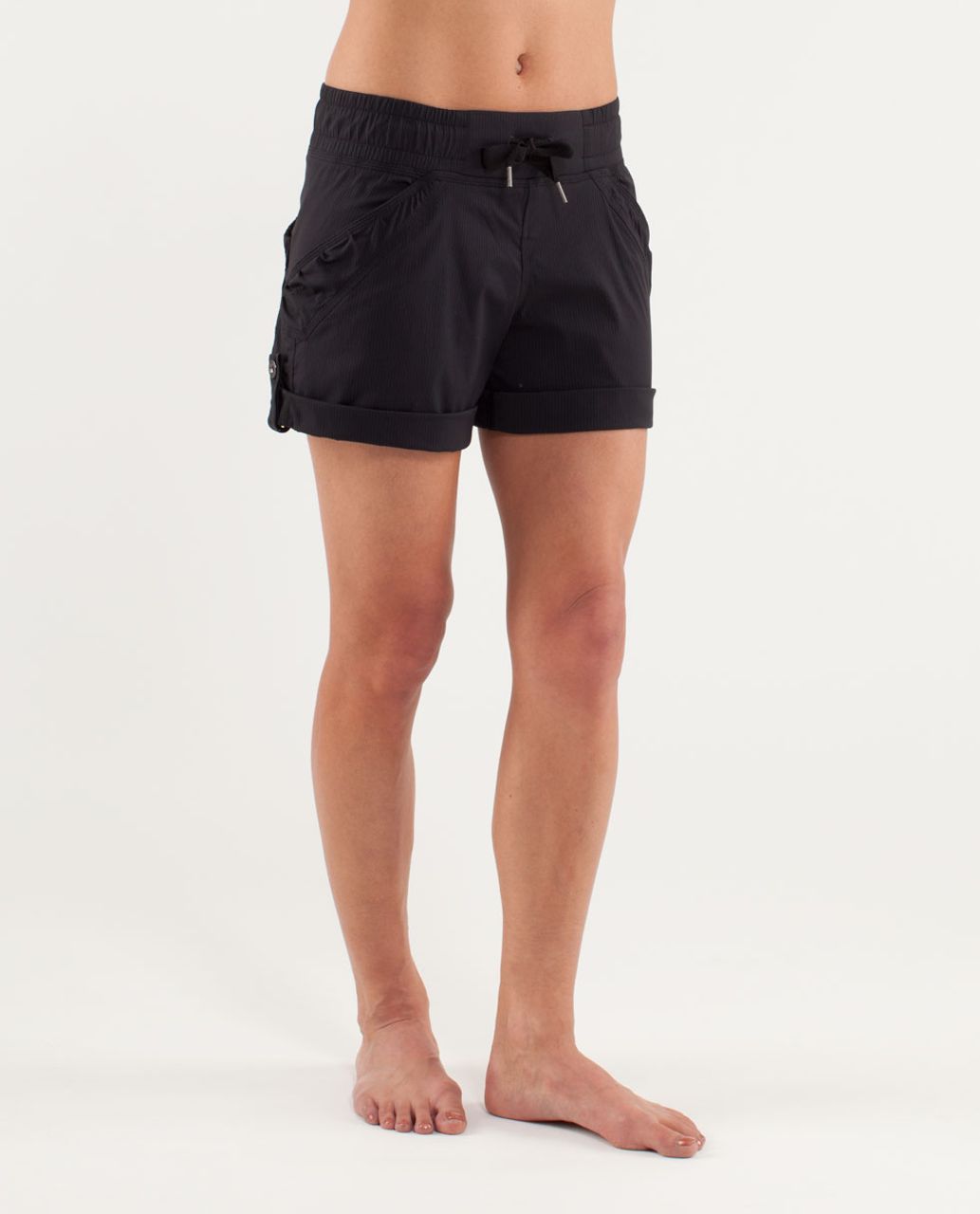 lululemon cuffed shorts