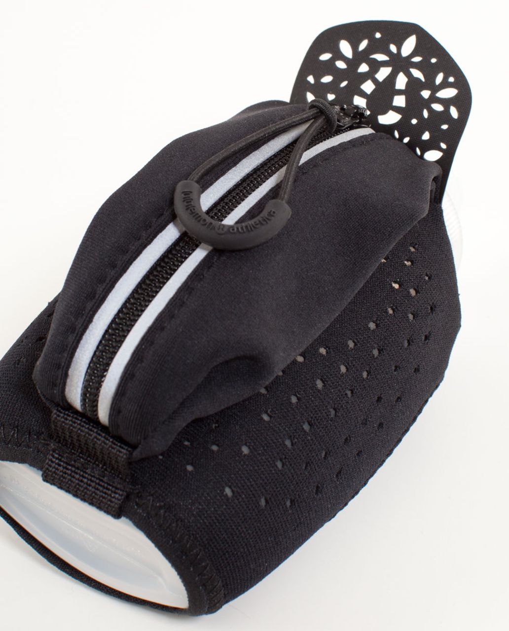 Lululemon Amphipod Squeezable - Black - lulu fanatics