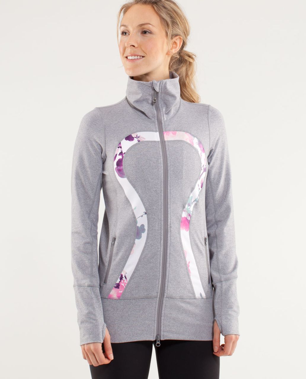 https://storage.googleapis.com/lulu-fanatics/product/10270/1280/lululemon-in-stride-jacket-heathered-fossil-blurred-blossoms-white-heathered-fossil-5238-51806.jpg