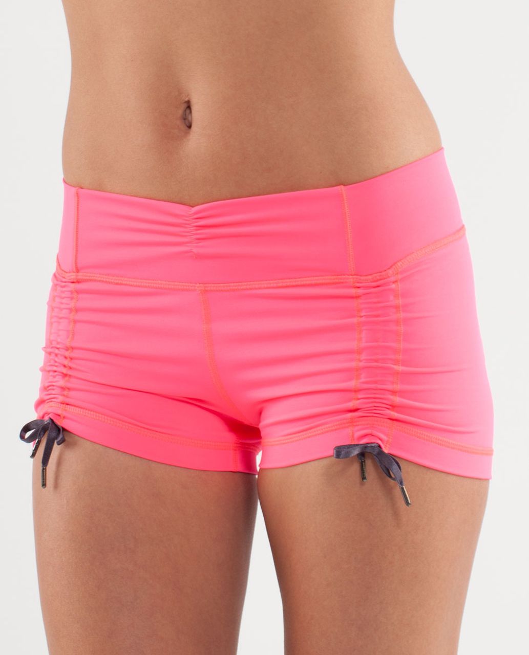 Lululemon Hot 'N Sweaty Short - Flash