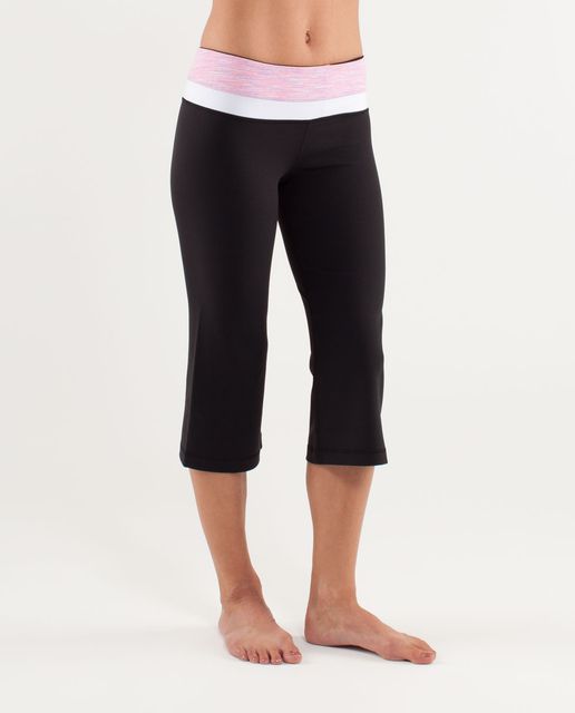 Lululemon Groove Crop - Black - lulu fanatics