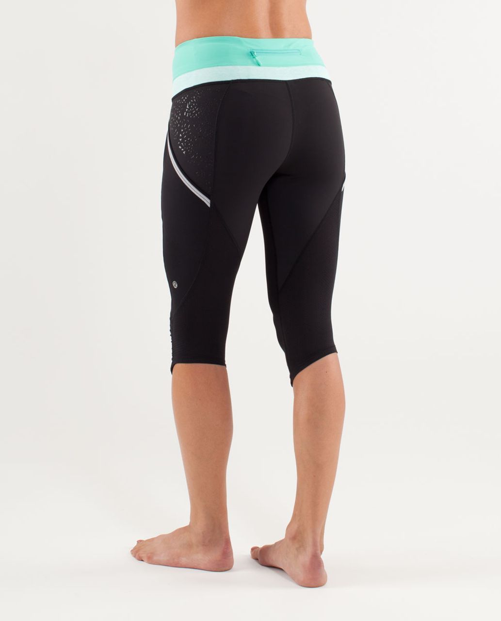 Lululemon Run A Marathon Crop - Black /  Menthol /  Wee Stripe White Menthol