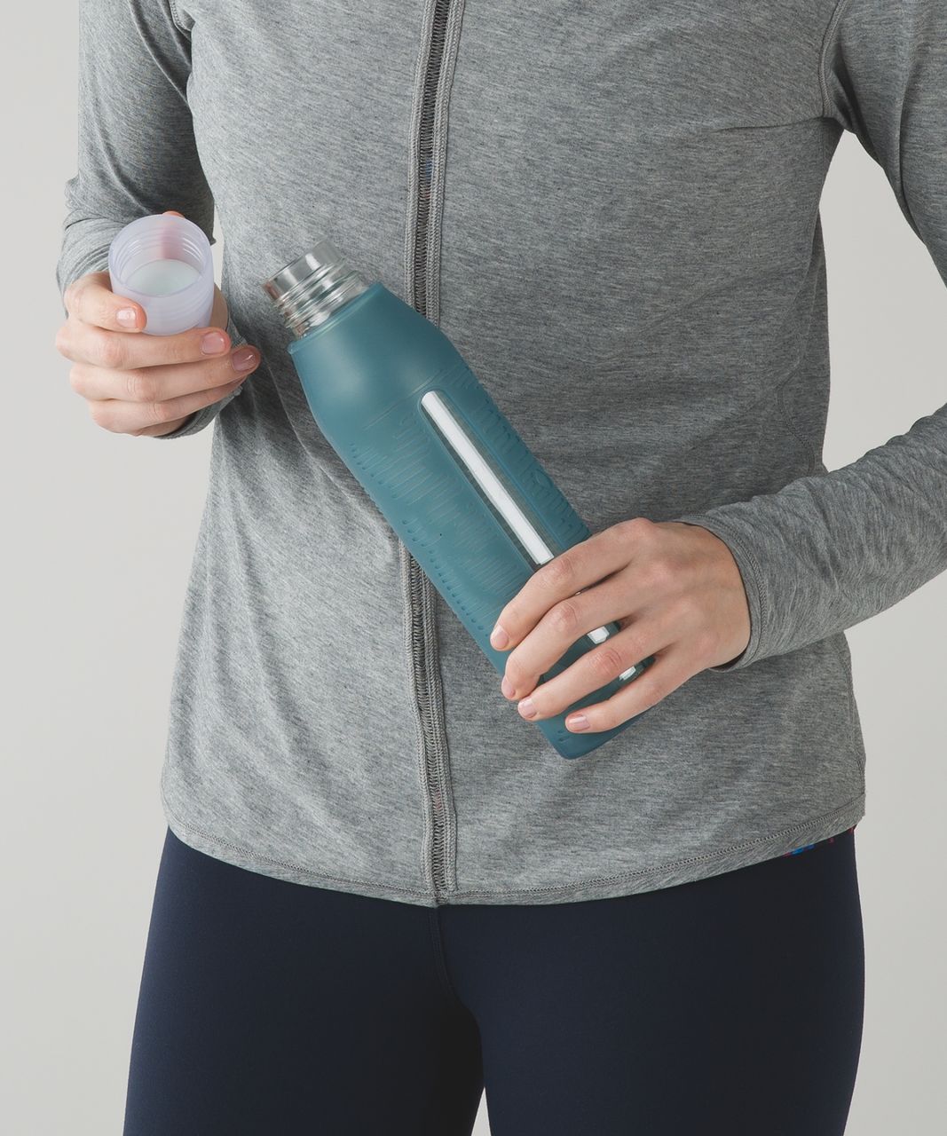 Lululemon H2Om Waterbottle - Hidden Jaguar H20m / Alberta Lake