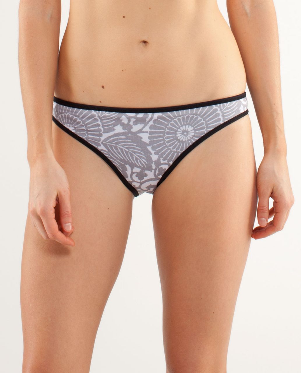 Lululemon Heatwave Swim Bottom - Black /  Beachy Floral White Fossil