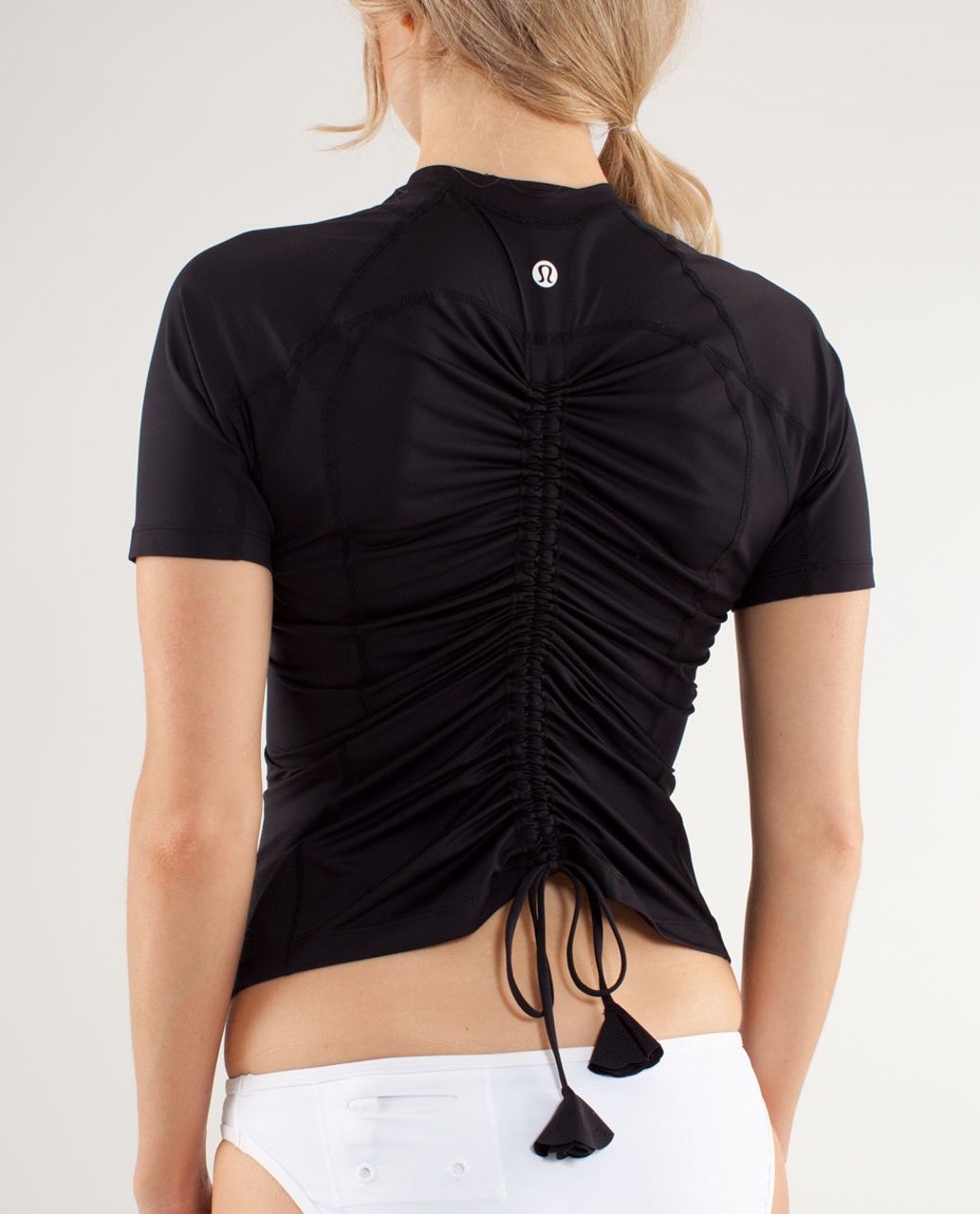 Lululemon 360 Rashguard - Black