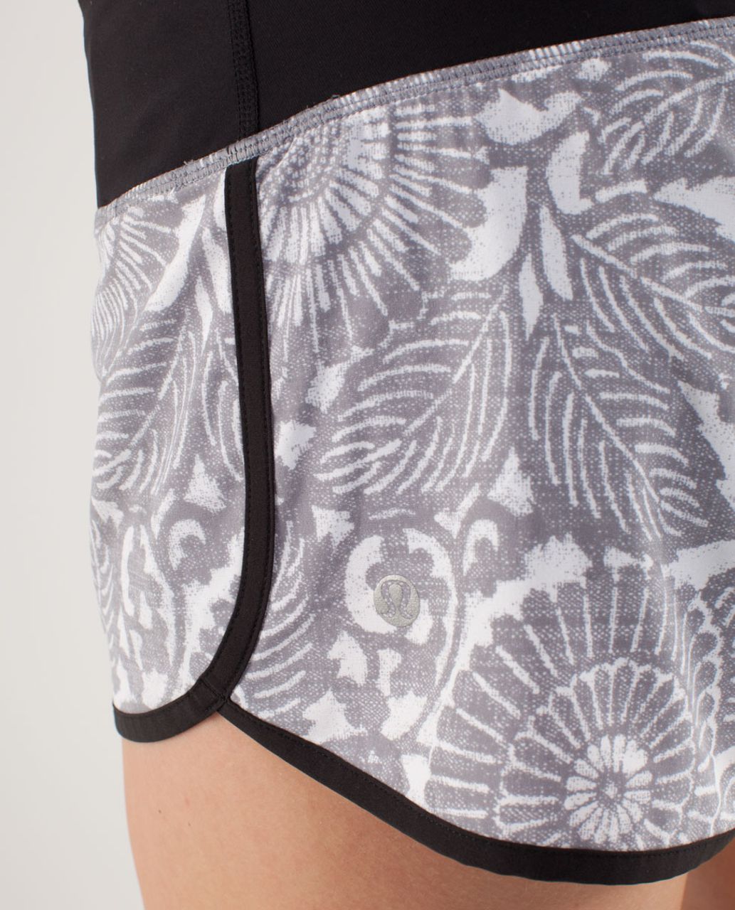 Lululemon Run:  Ultra Short II - Beachy Floral White Fossil /  Black