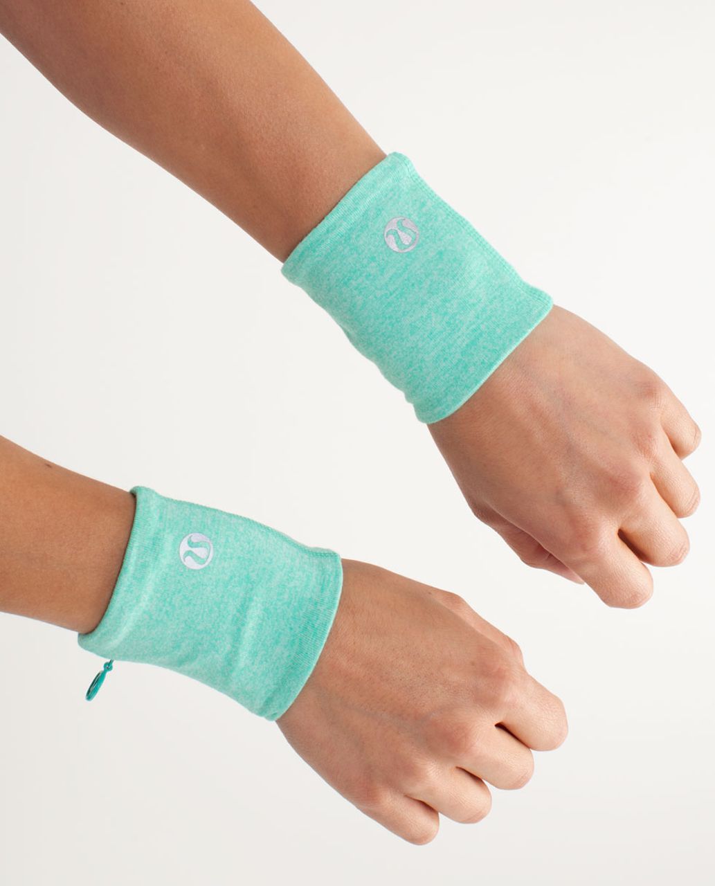 Lululemon Sweat Cuff - Heathered Menthol