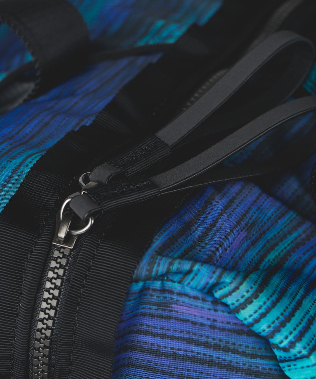 Lululemon Extra Mile Duffel - Windy Wash Multi / Black