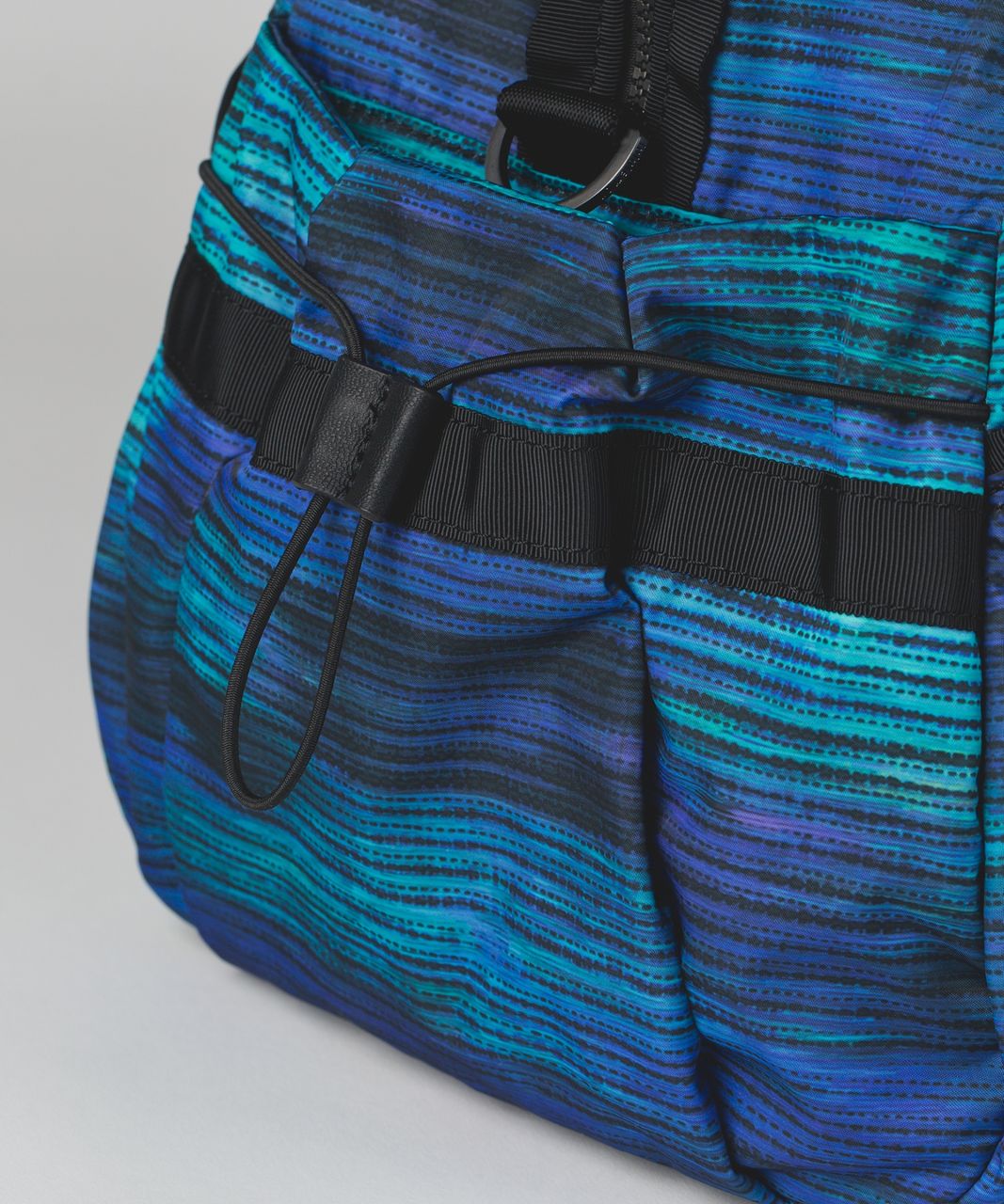 Lululemon Extra Mile Duffel - Windy Wash Multi / Black