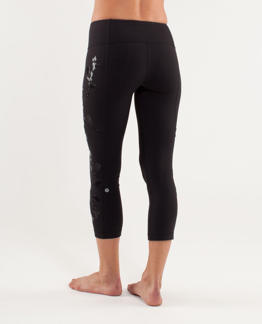 Lululemon Hold Me Close Crop - Black