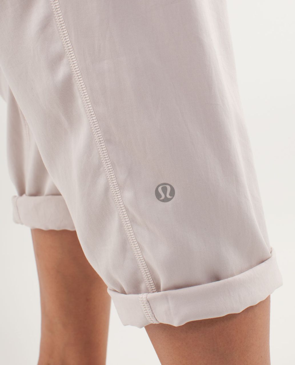 Lululemon Post Power Crop - Dune