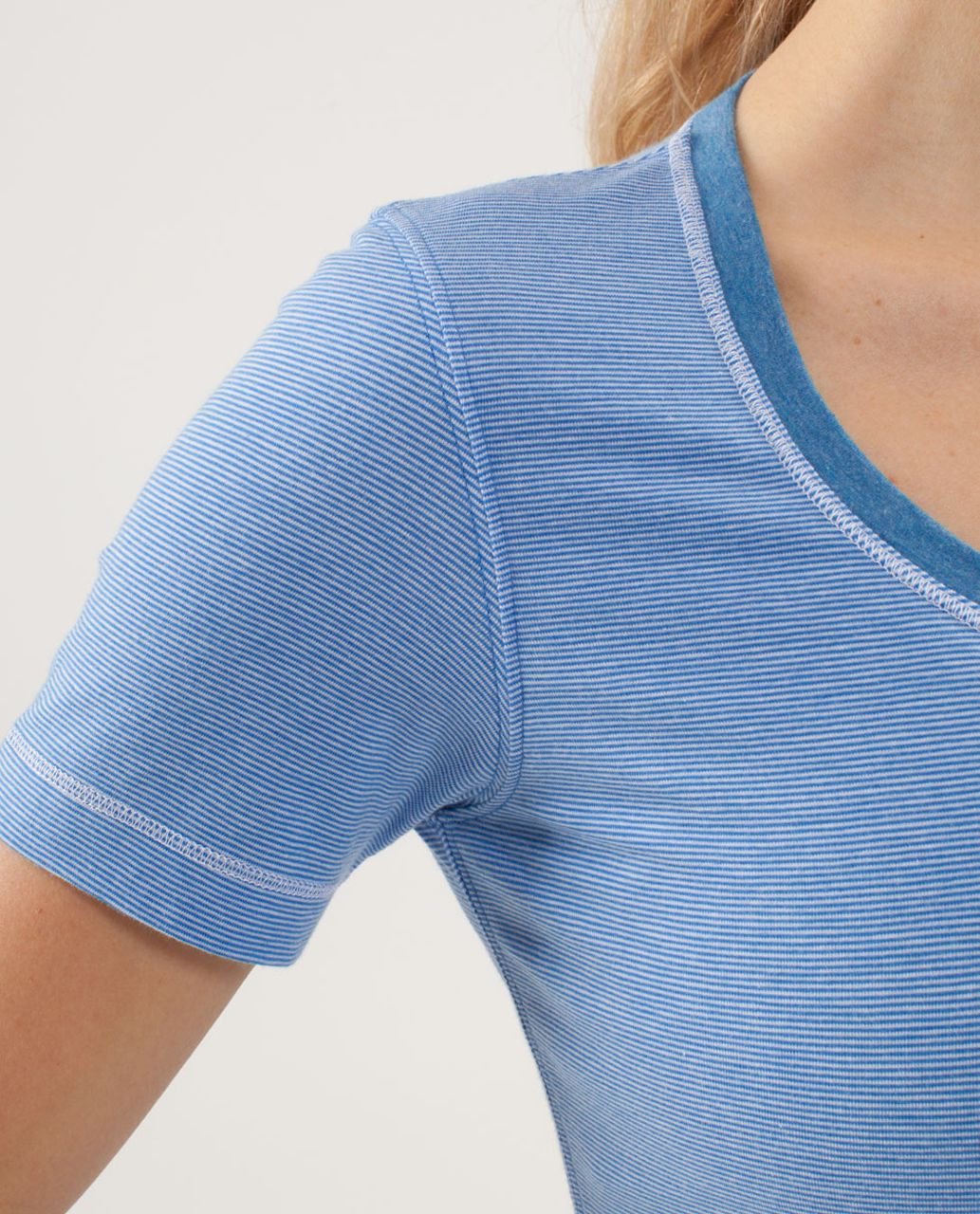 Lululemon Every Yogi Tee - Wee Stripe White Porcelaine /  Heathered Porcelaine